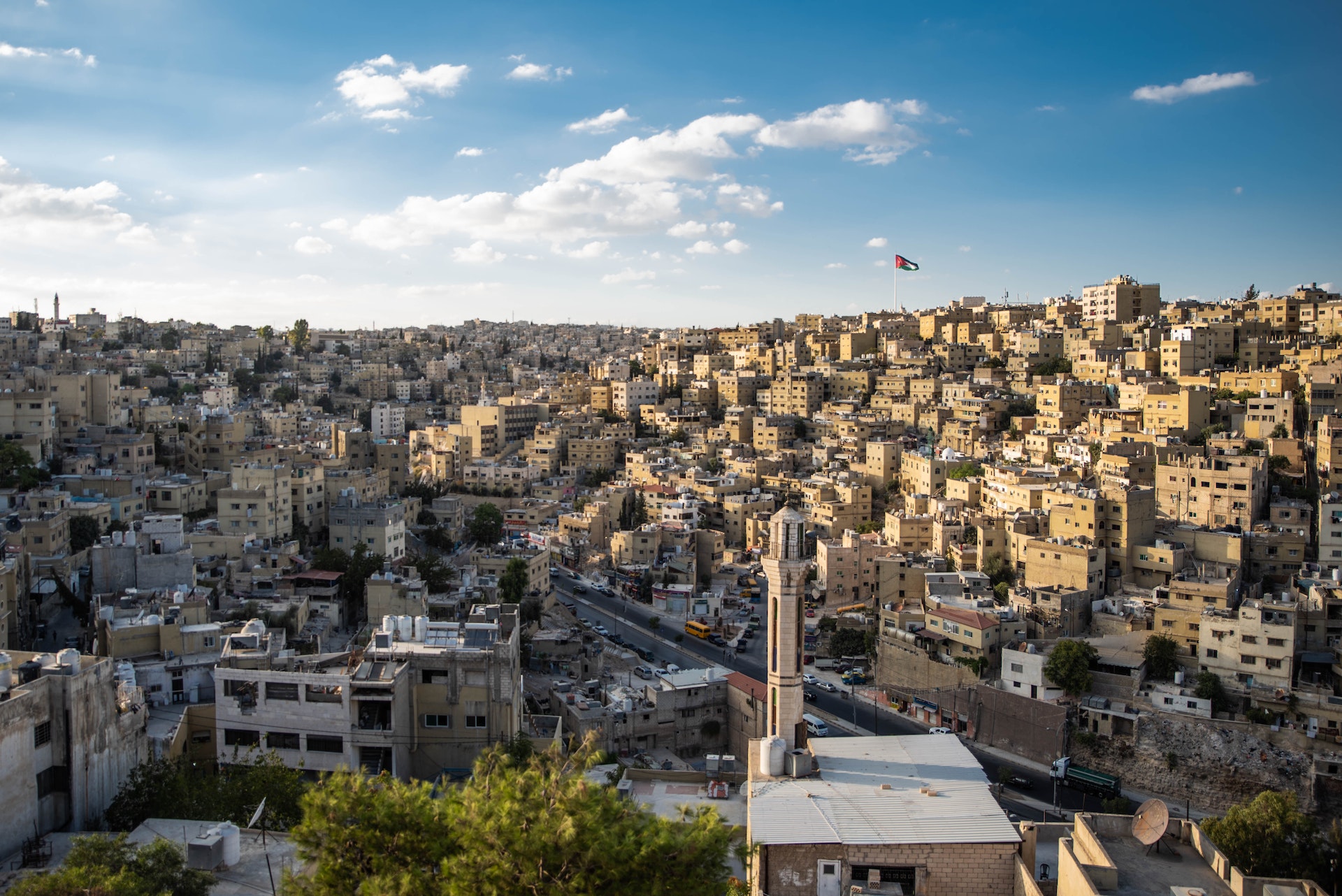 Amman pogoda w listopadzie, grudniu, styczniu i lutym – Kiedy warto wybrać się do Syrii?