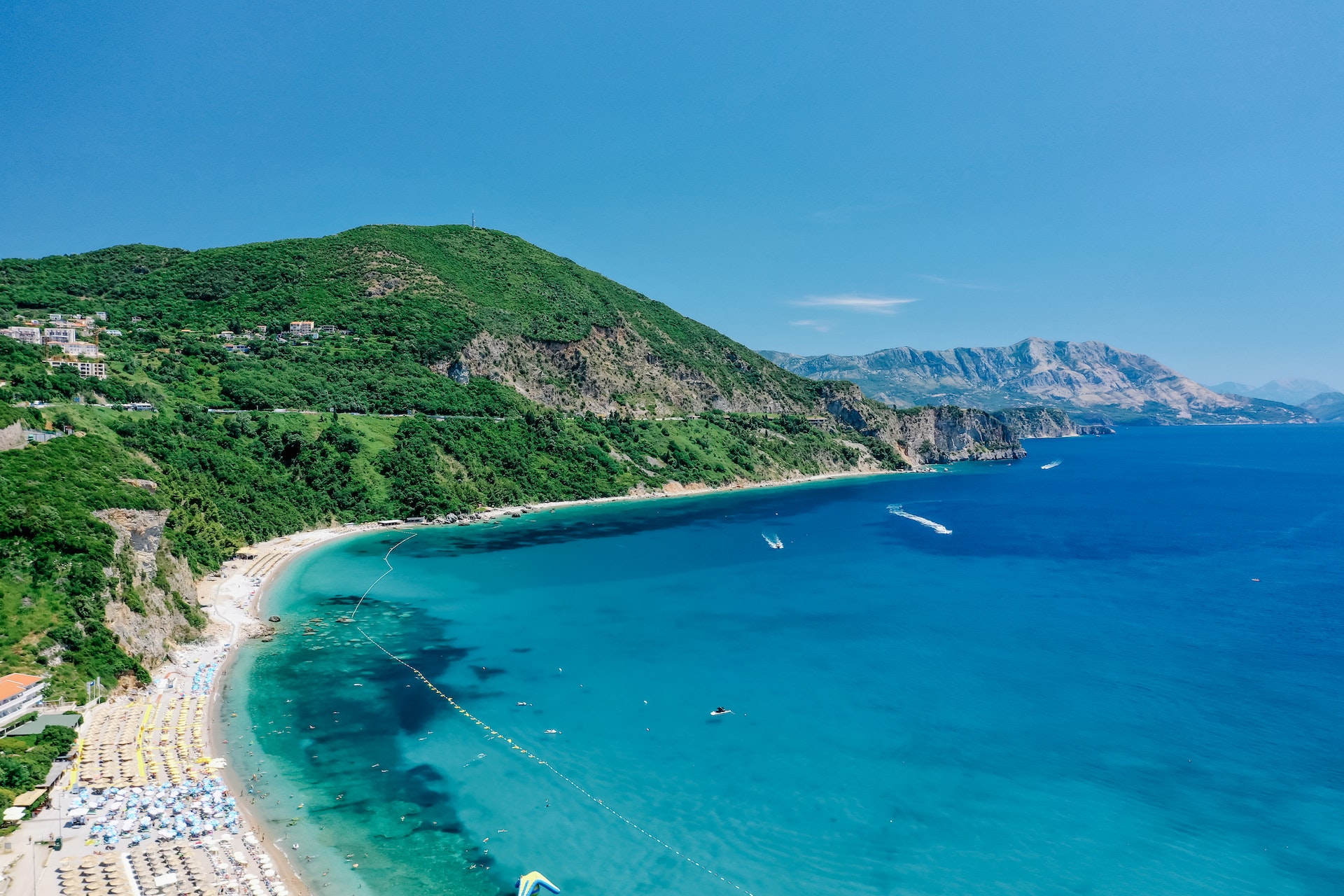 Wakacje w Czarnogórze: 5 miejscowości nad morzem które musisz odwiedzić!